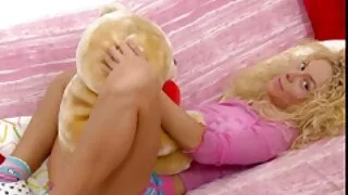 Russo tentatrice affascinante porno gratis nonne spogliata e fa un pompino caldo