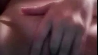 Bruna di lusso ha offerto vecchie troie porn al fidanzato sesso oltre al caffè