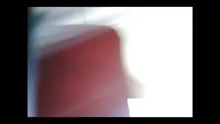 Durante le prove del film, La bionda dai donne mature vecchie capelli lunghi si masturba il pene del partner