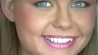 Troia asiatica video gratis porno nonne Annie Lee cerca di masturbarsi con un vegetale