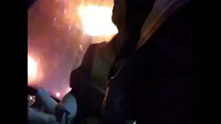 Si tolse l'uniforme della serva e si scopò nonne fanno seghe la figa con un fallo davanti alla telecamera